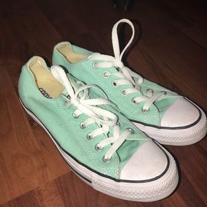 Mint green converse!!!!
